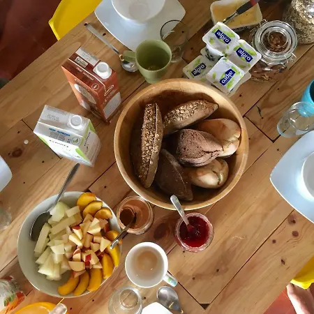 Balili Surf House Affittacamere 2*